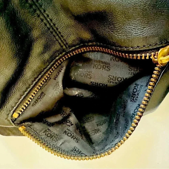 Micheal Kors Distressed Leather Hobo Shoulder Purse - Picture 6 of 12